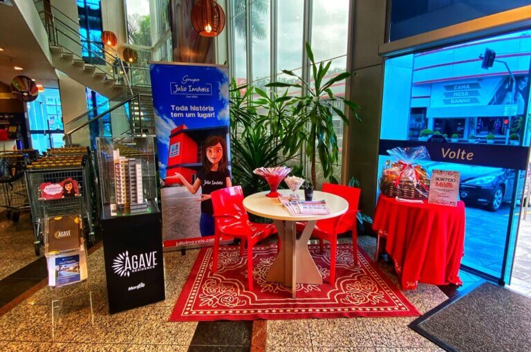 Julio Imoveis no Stop shop Santa Terezinha Brusque