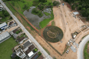 Guabiruba inaugura o maior labirinto do Sul do Brasil