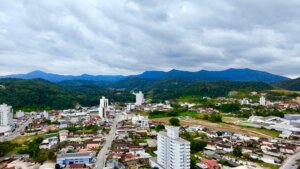 O segredo de Brusque: a cidade que está conquistando famílias de todo o Brasil